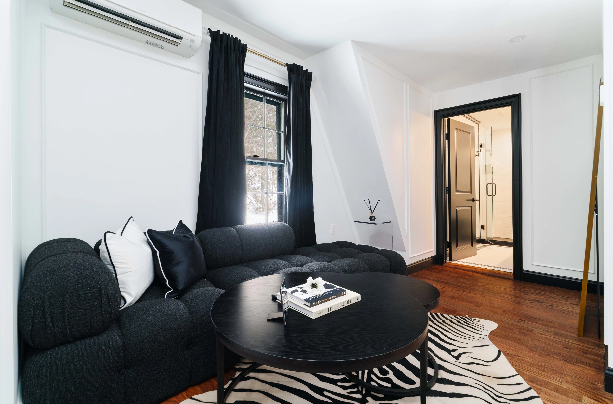 Garden Gables Suite 10 Seating Area