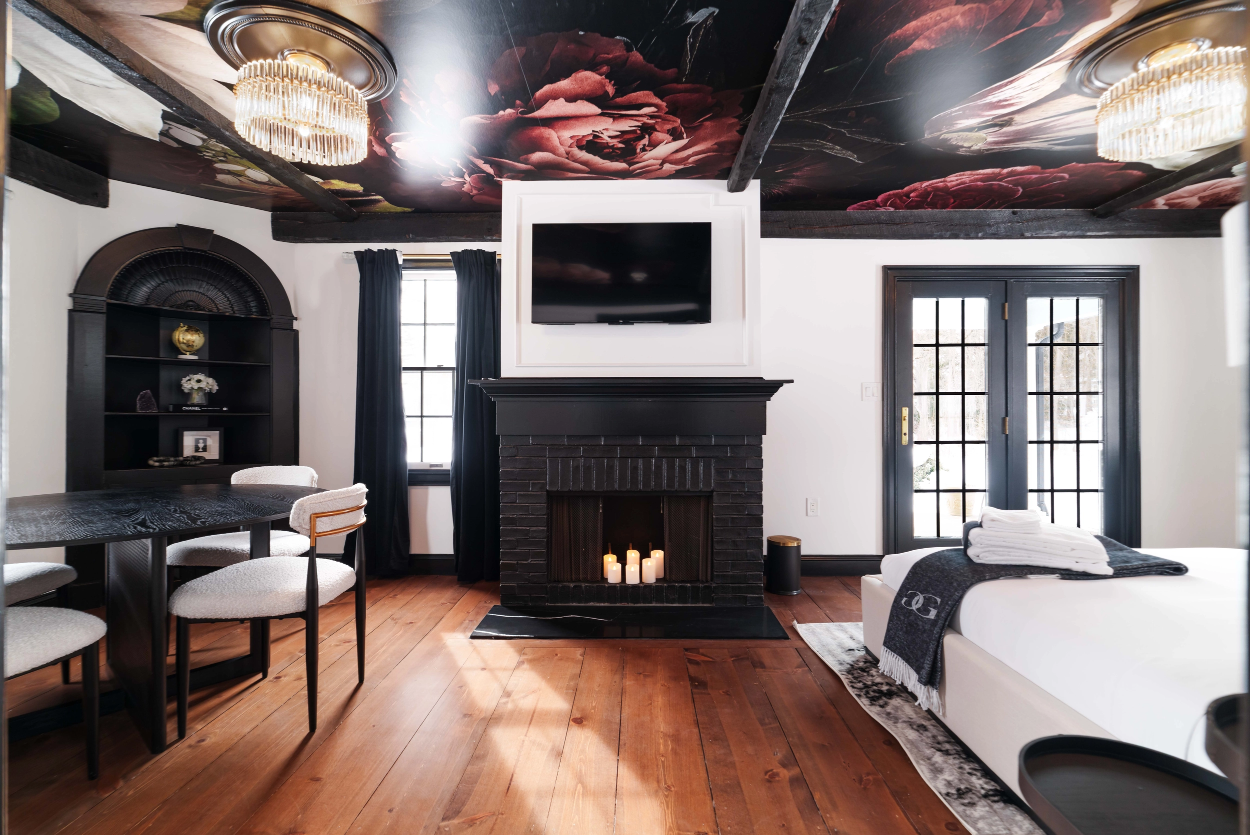 Garden Gables Suite 11